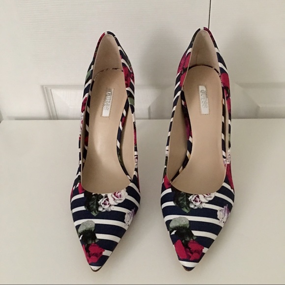 guess floral shoes